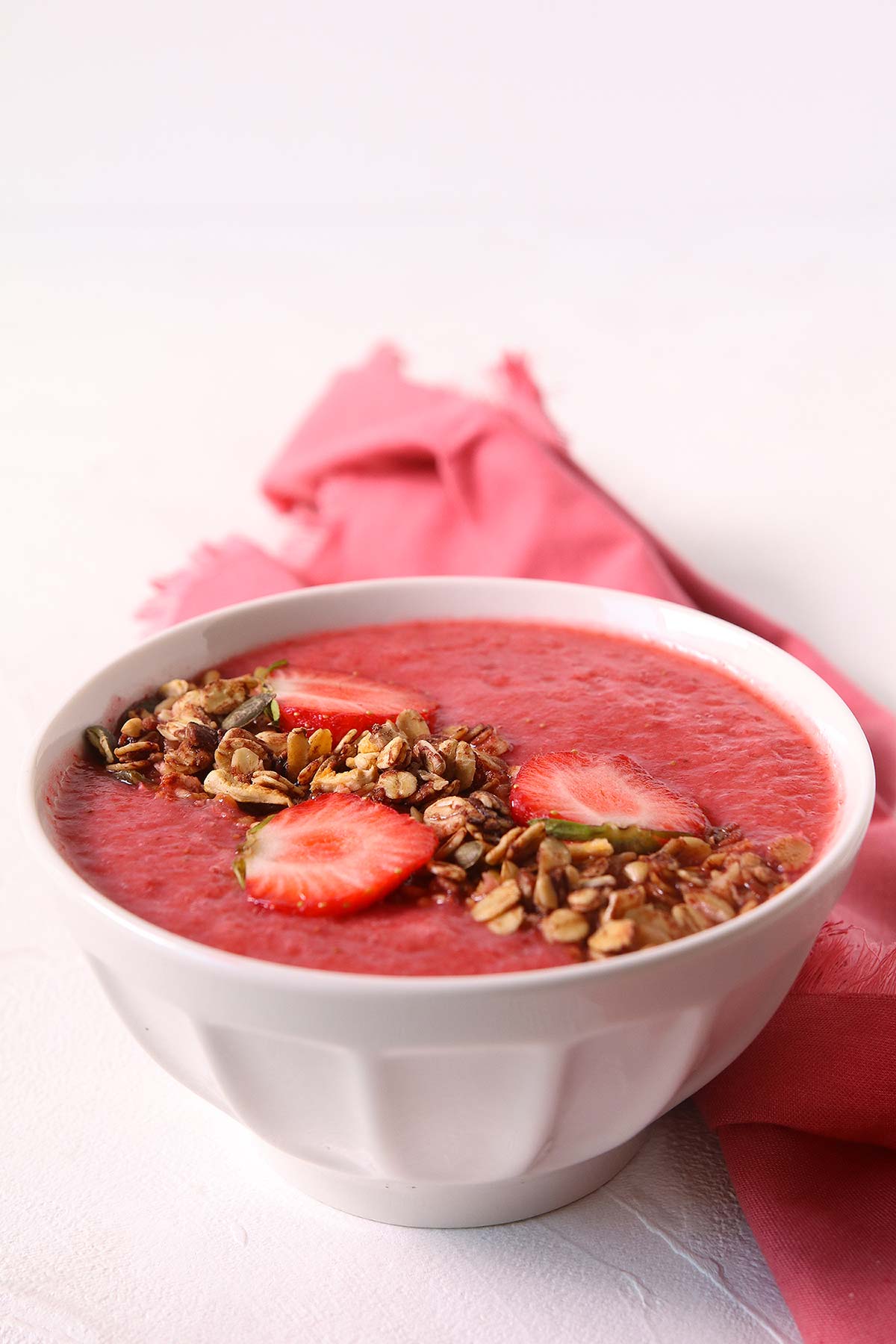 Smoothie bowl fraises banane granola