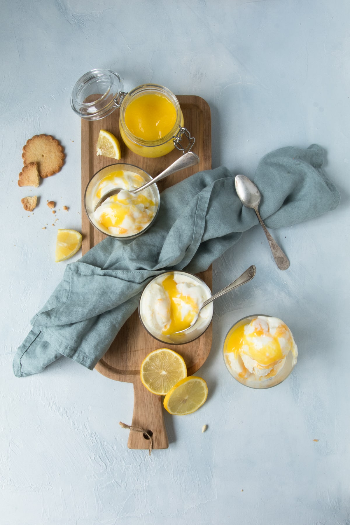 Une recette de glace au citron et au lemon curd