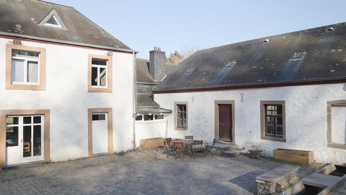 La façade du Moulin de Hollange