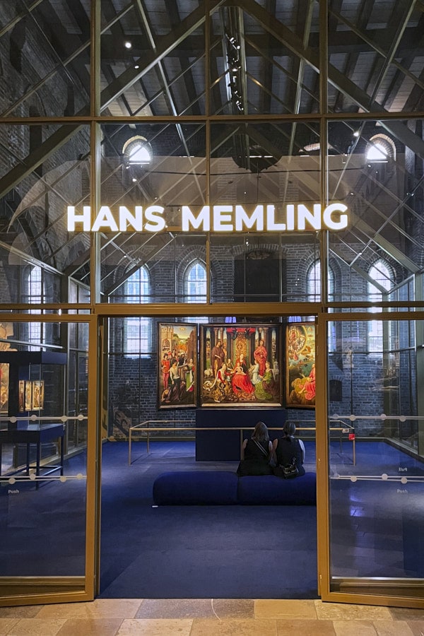 Salle consacrée à Hans Memling dans l’ancien hôpital Saint-Jean