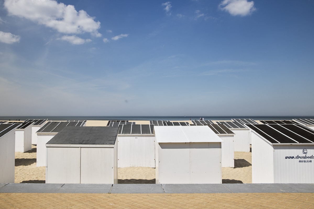 Cabines de plage face à la mer du Nord à Ostende