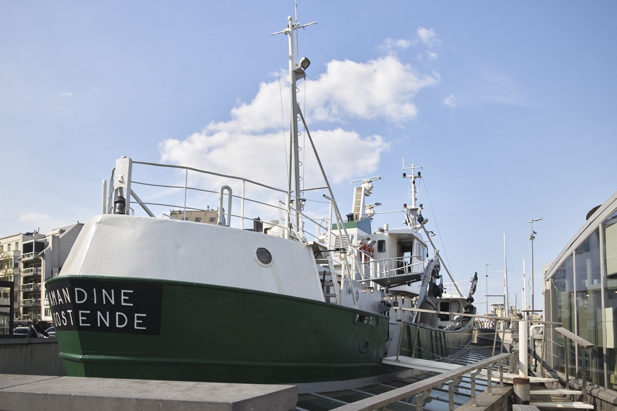 Chalutier-musée Amandine amarré dans le port d’Ostende