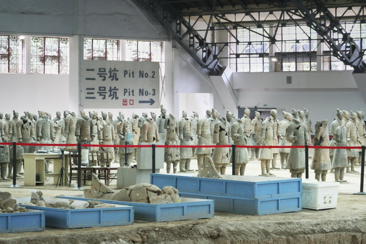 Des soldats en restauration
